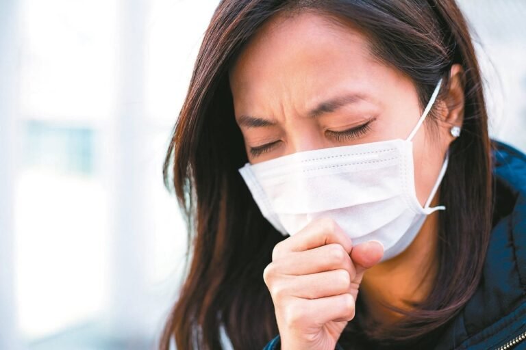“咳个没完没了？这些‘止咳大招’让他一夜恢复清新！”